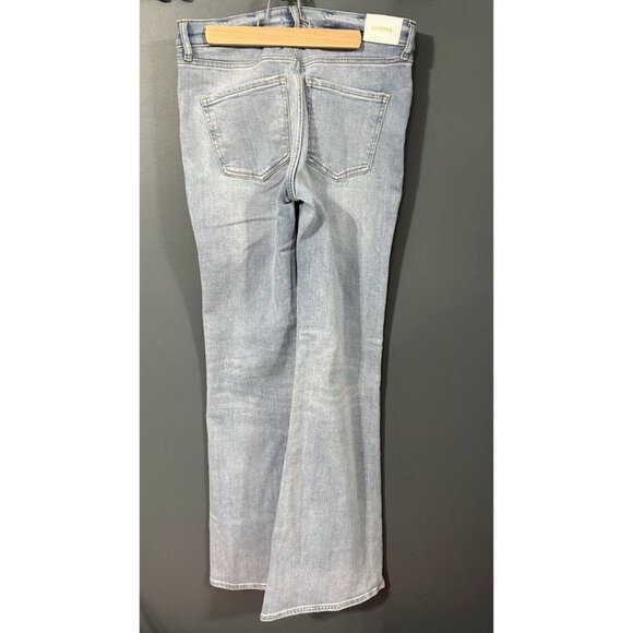 $80 NWT Express mid rise light wash 70’s flare jeans size 6R - Picture 4 of 11